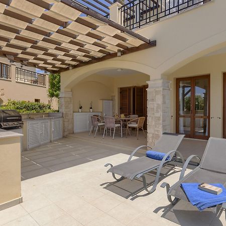 Aphrodite Hills Holiday Residences Exterior photo