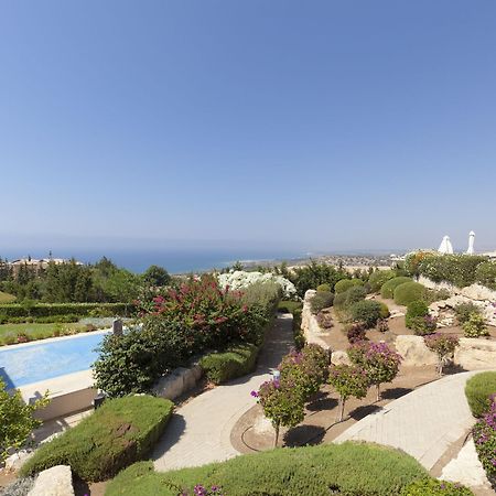 Aphrodite Hills Holiday Residences Exterior photo