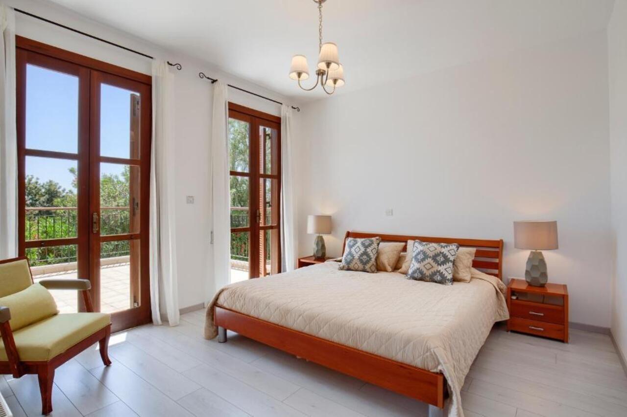 Aphrodite Hills Holiday Residences Exterior photo