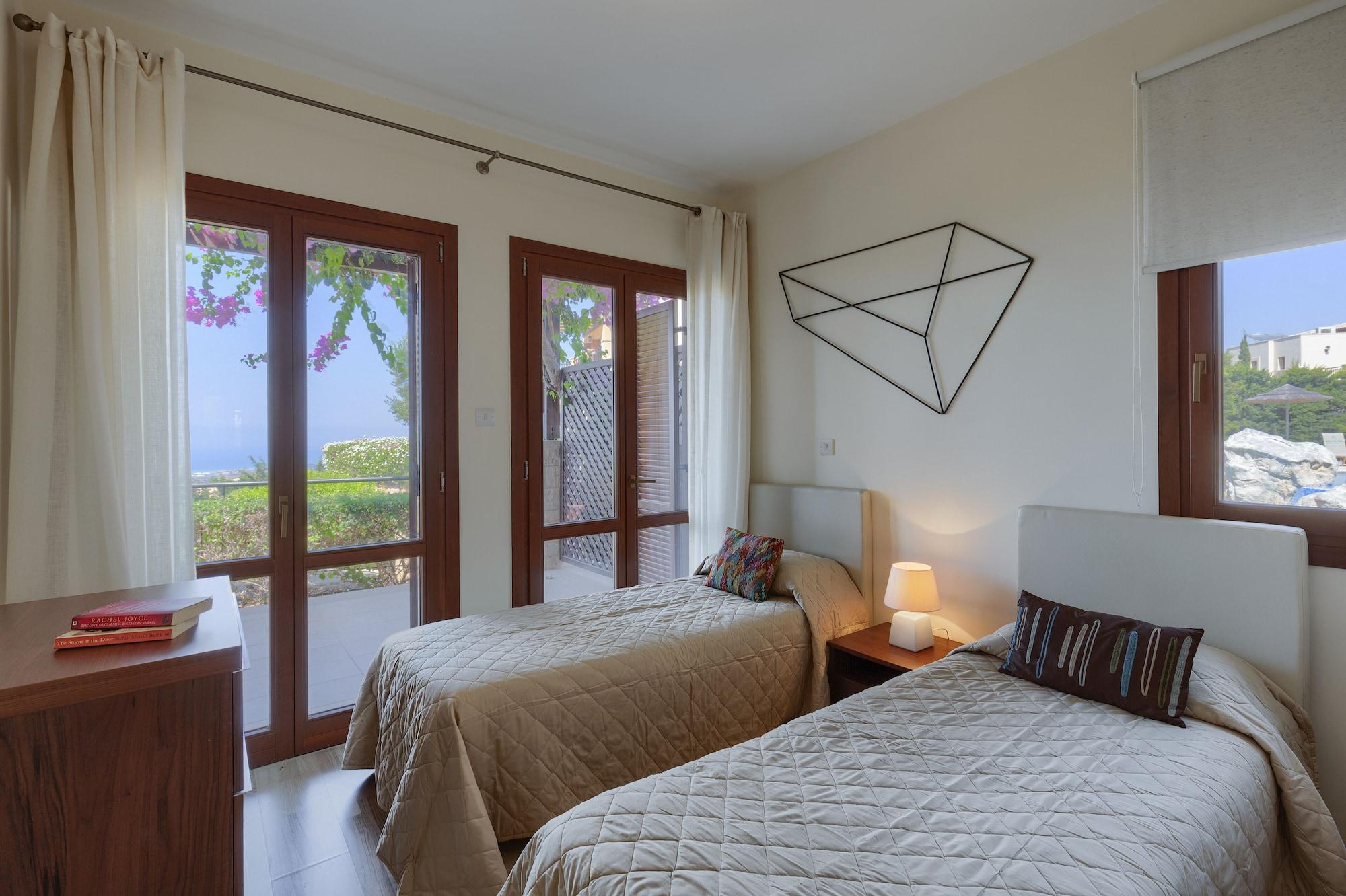 Aphrodite Hills Holiday Residences Exterior photo