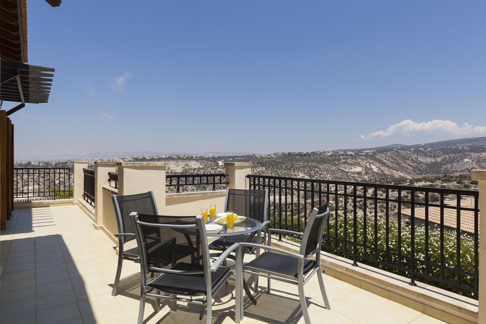 Aphrodite Hills Holiday Residences Exterior photo