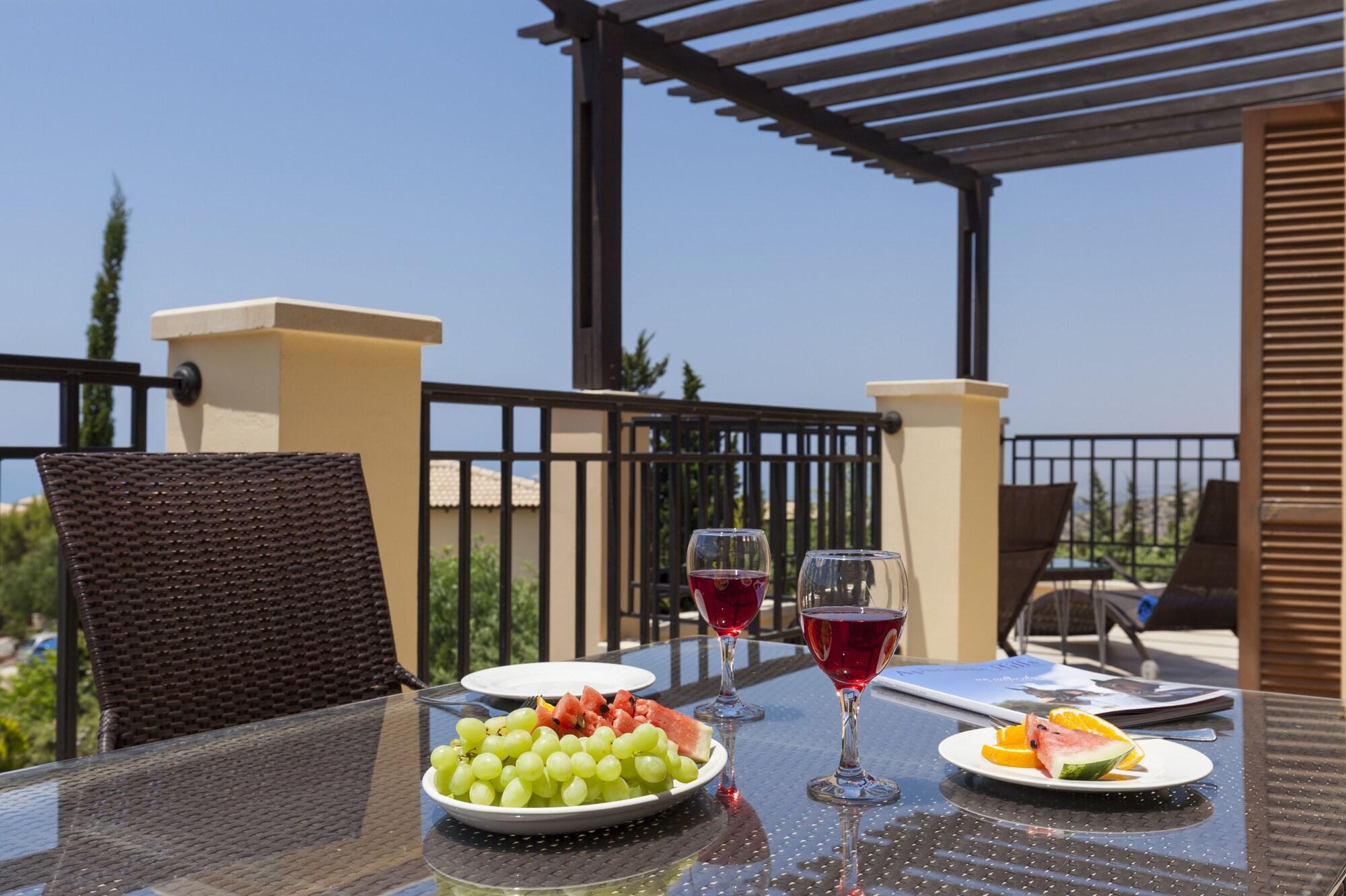 Aphrodite Hills Holiday Residences Exterior photo