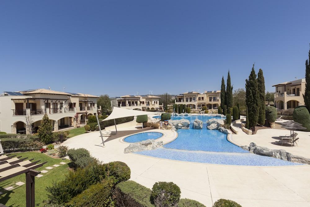 Aphrodite Hills Holiday Residences Exterior photo